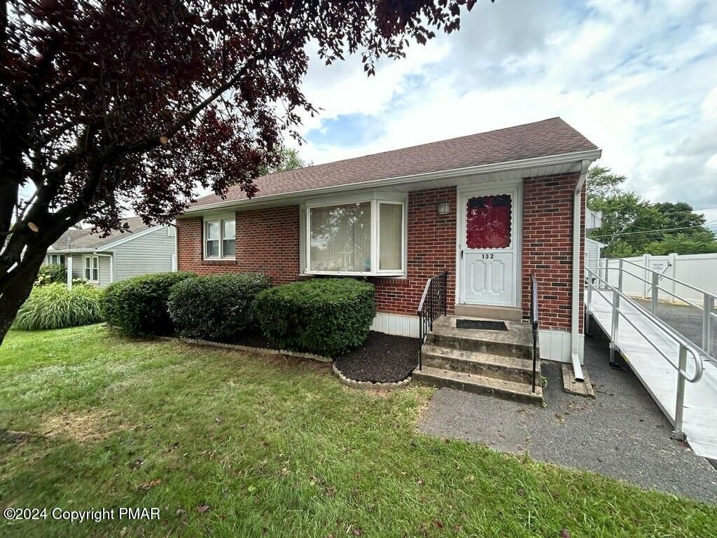 Property Photo: 132 N 41st Street PA 18104
