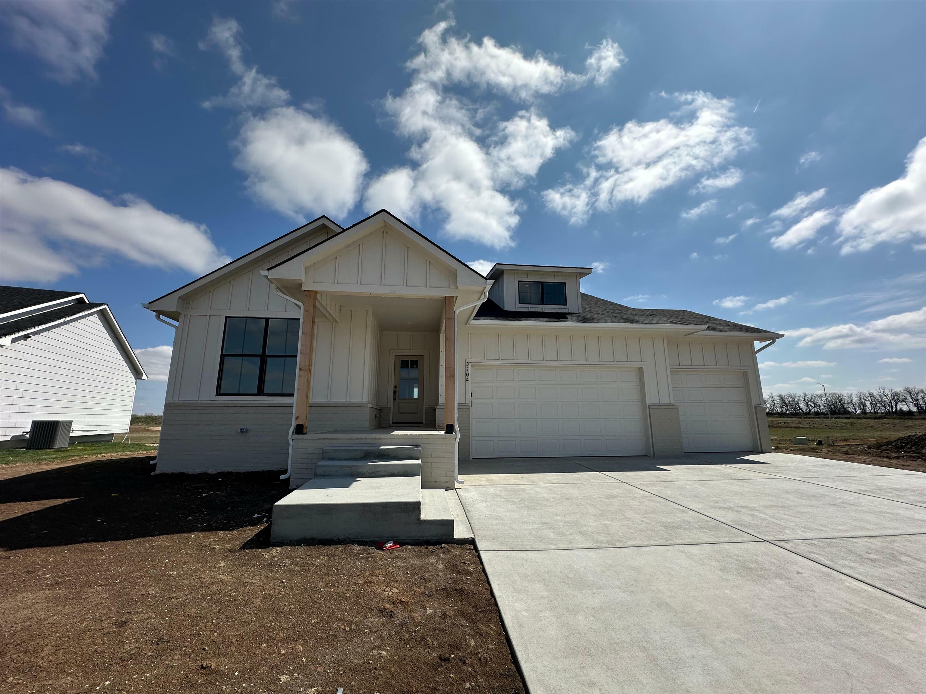 Property Photo: 2704 S Clear Creek KS 67230