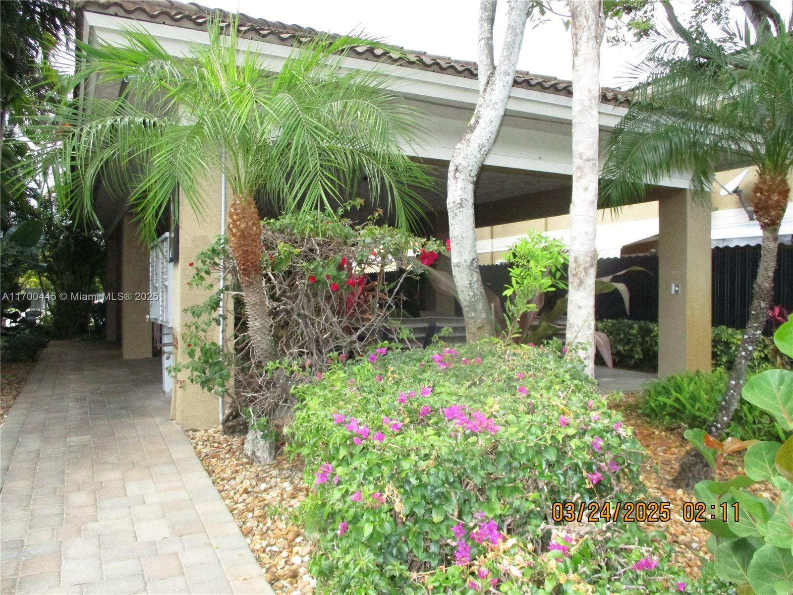 4802 Washington St 2  Hollywood FL 33021 photo