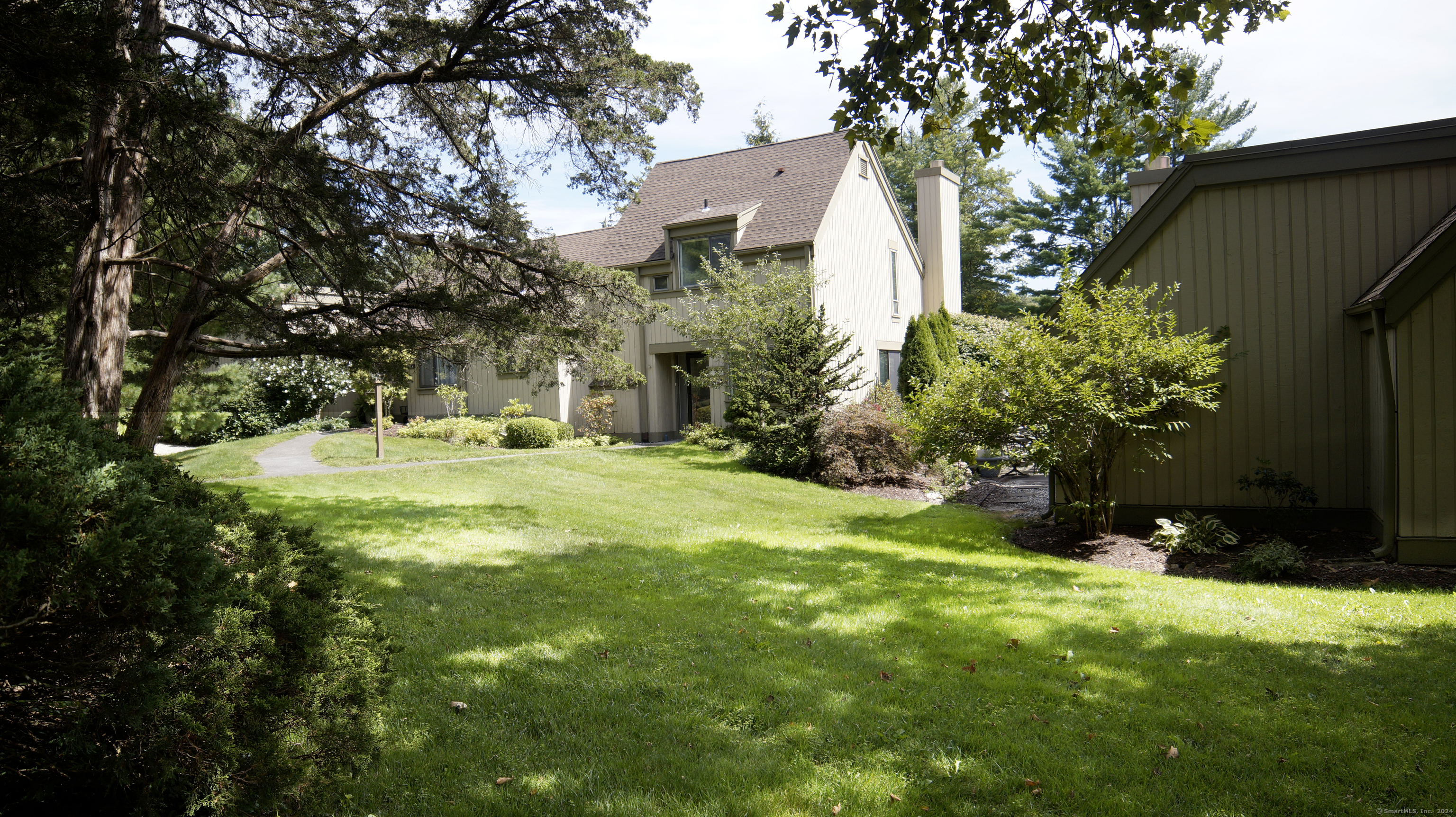 Property Photo:  781 Heritage Village B  CT 06488 