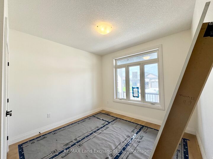 Property Photo:  151 Westlinks Drive  ON N0H 2C3 