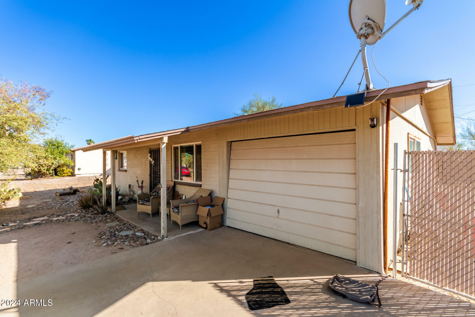 Property Photo:  411 N 111th Place  AZ 85207 