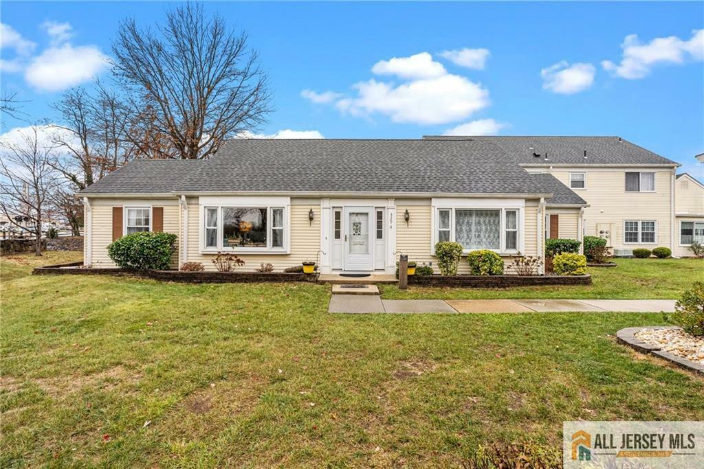 Property Photo:  329 Nantuckett Lane 329A  NJ 08831 