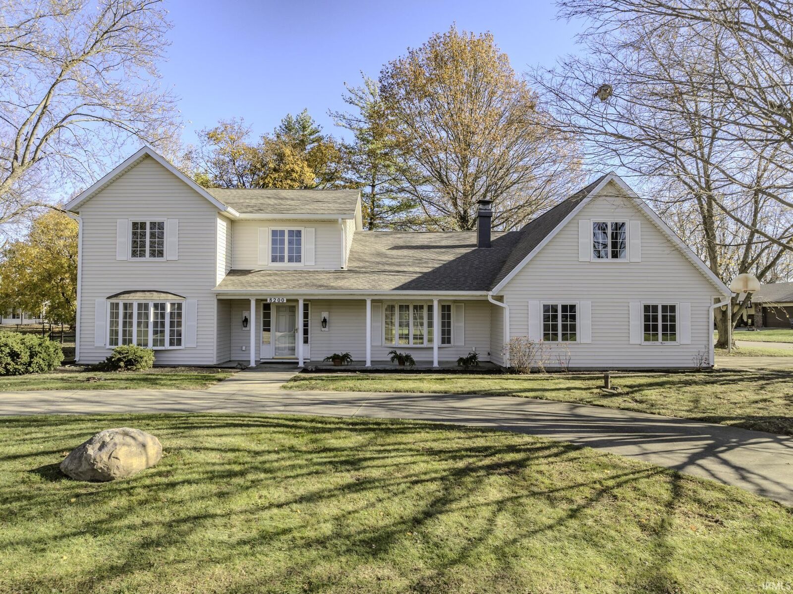 Property Photo: 8200 N Ravenwood Drive IN 47303