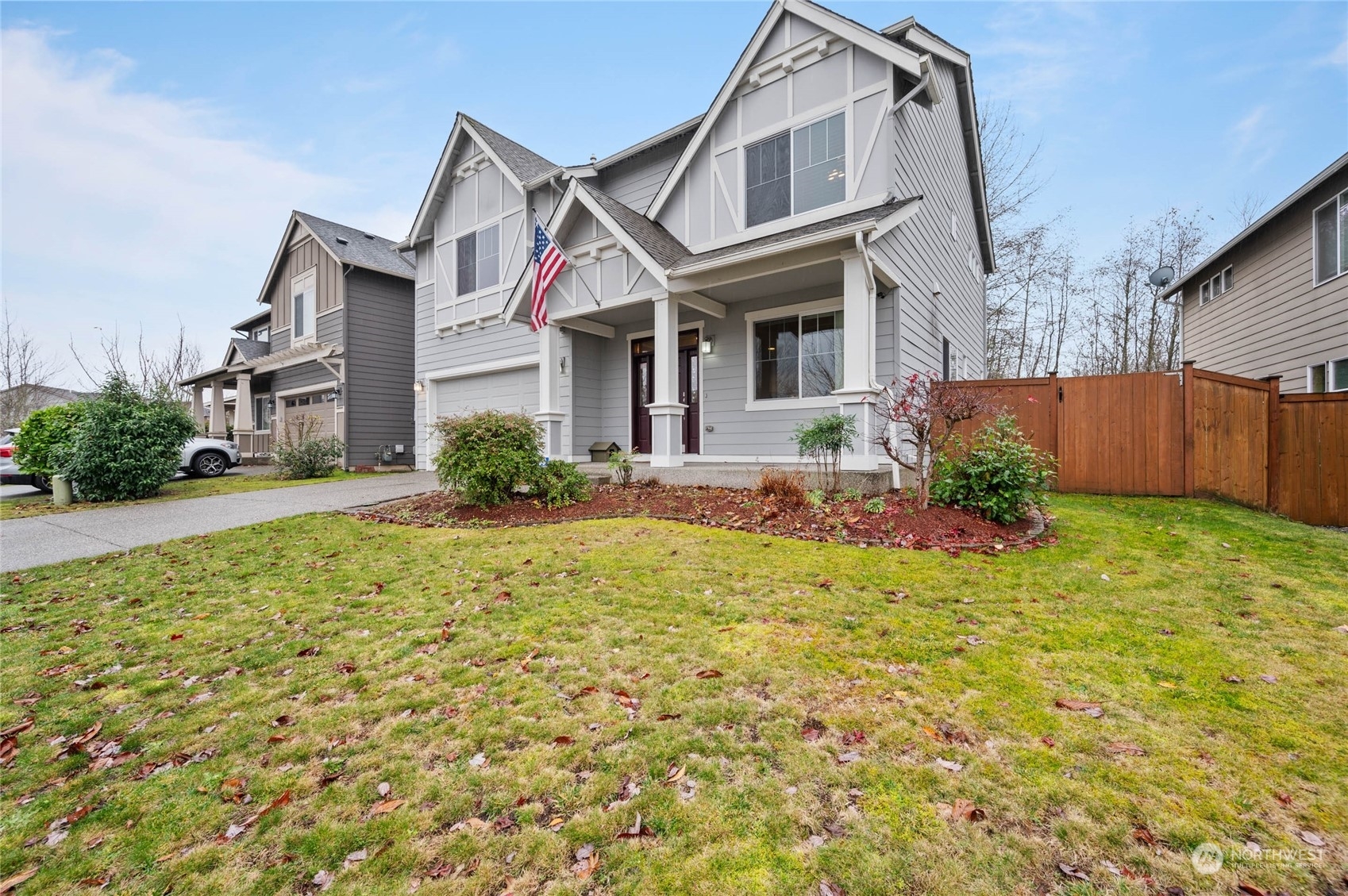 Property Photo:  909  Crested Butte  WA 98273 