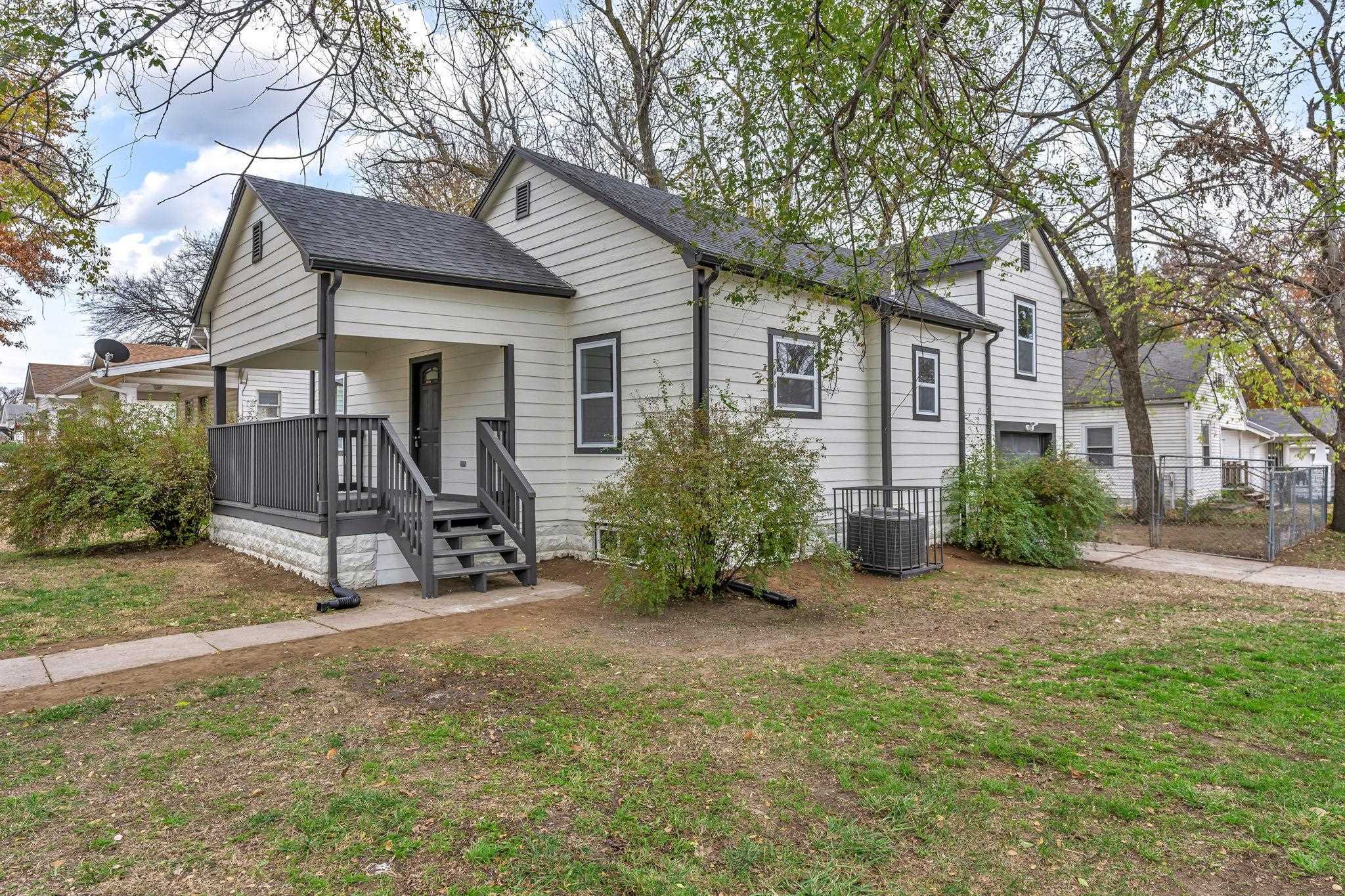 Property Photo:  551 N Chautauqua Ave  KS 67214 