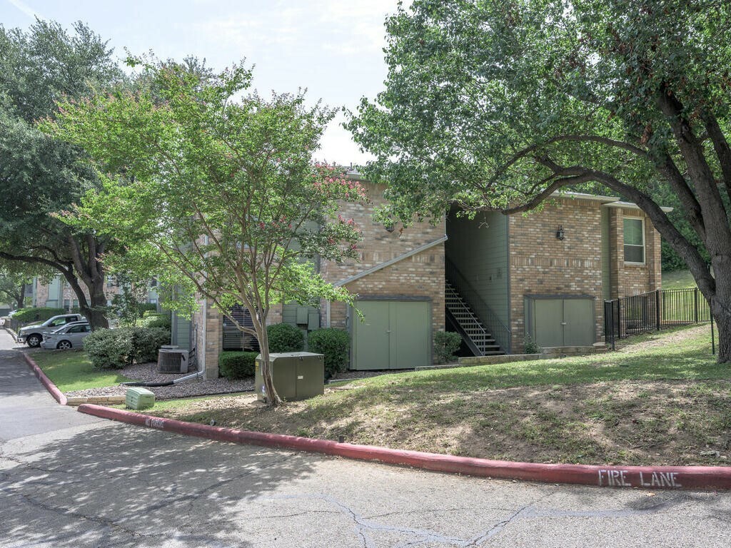 Property Photo:  4500 E Oltorf Street A-109  TX 78741 