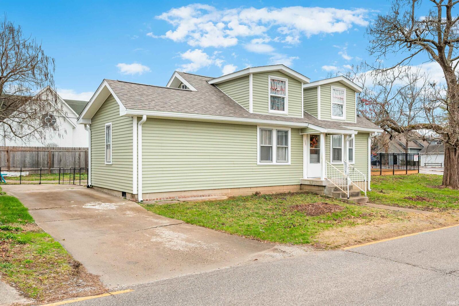 Property Photo: 31 S Johnson Street IN 47448