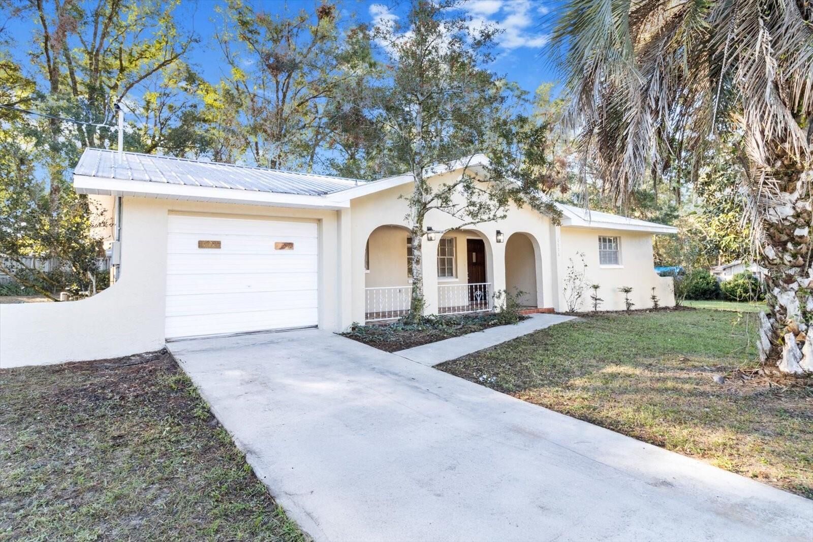 Property Photo: 6596 E Waverly Street FL 34452