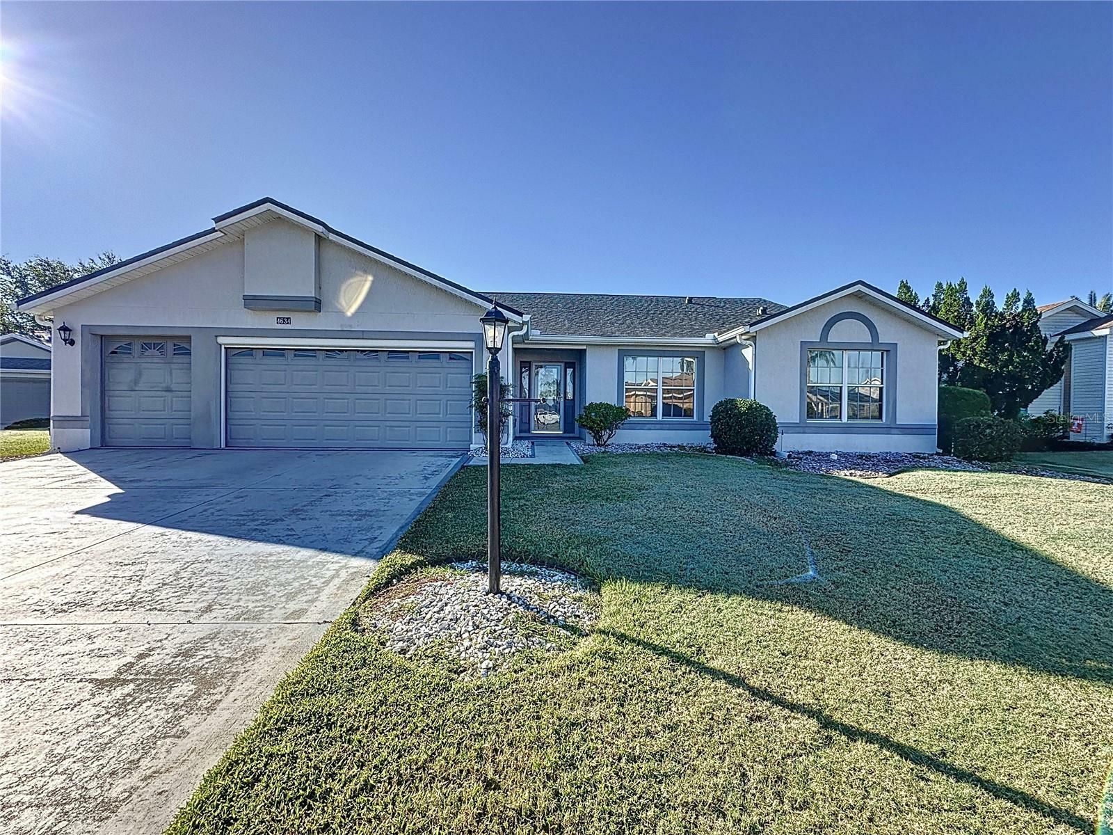 Property Photo: 4634 Summerbridge Circle FL 34748