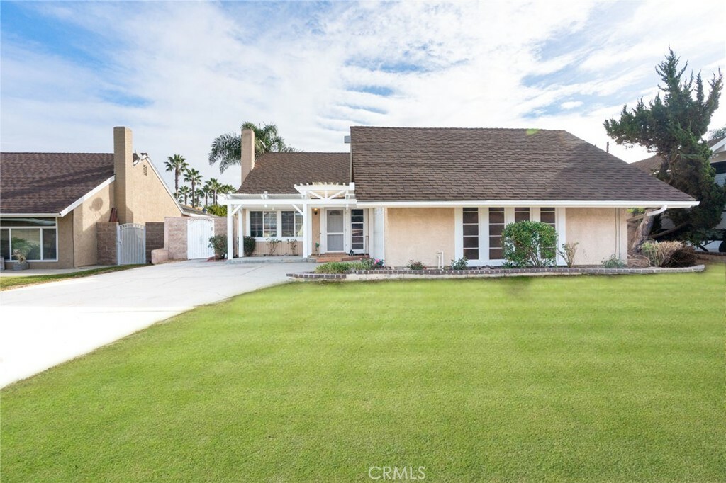Property Photo:  14761 Cherry Circle  CA 91709 