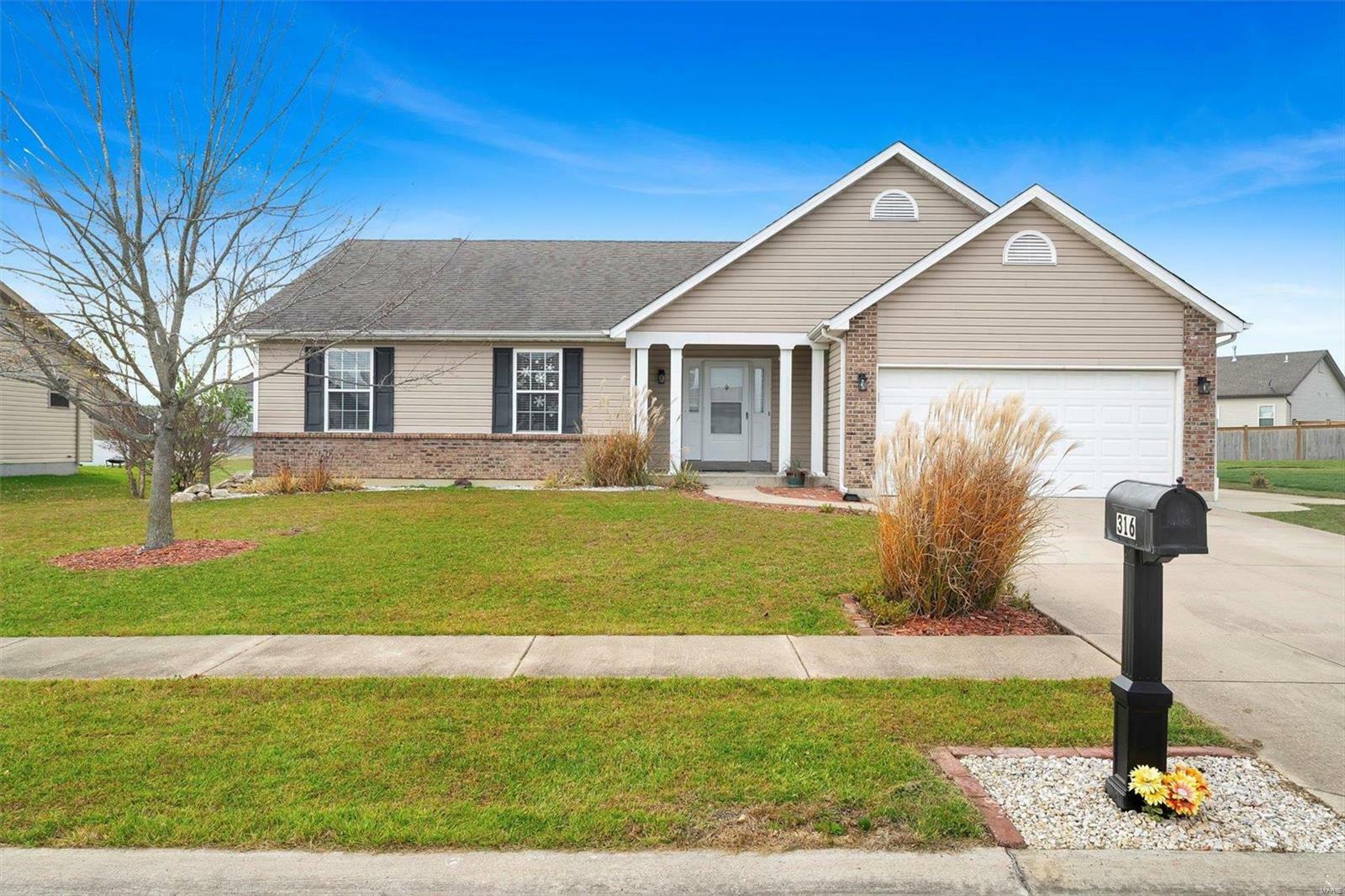 Property Photo:  316 Late Harvest Drive  MO 63390 