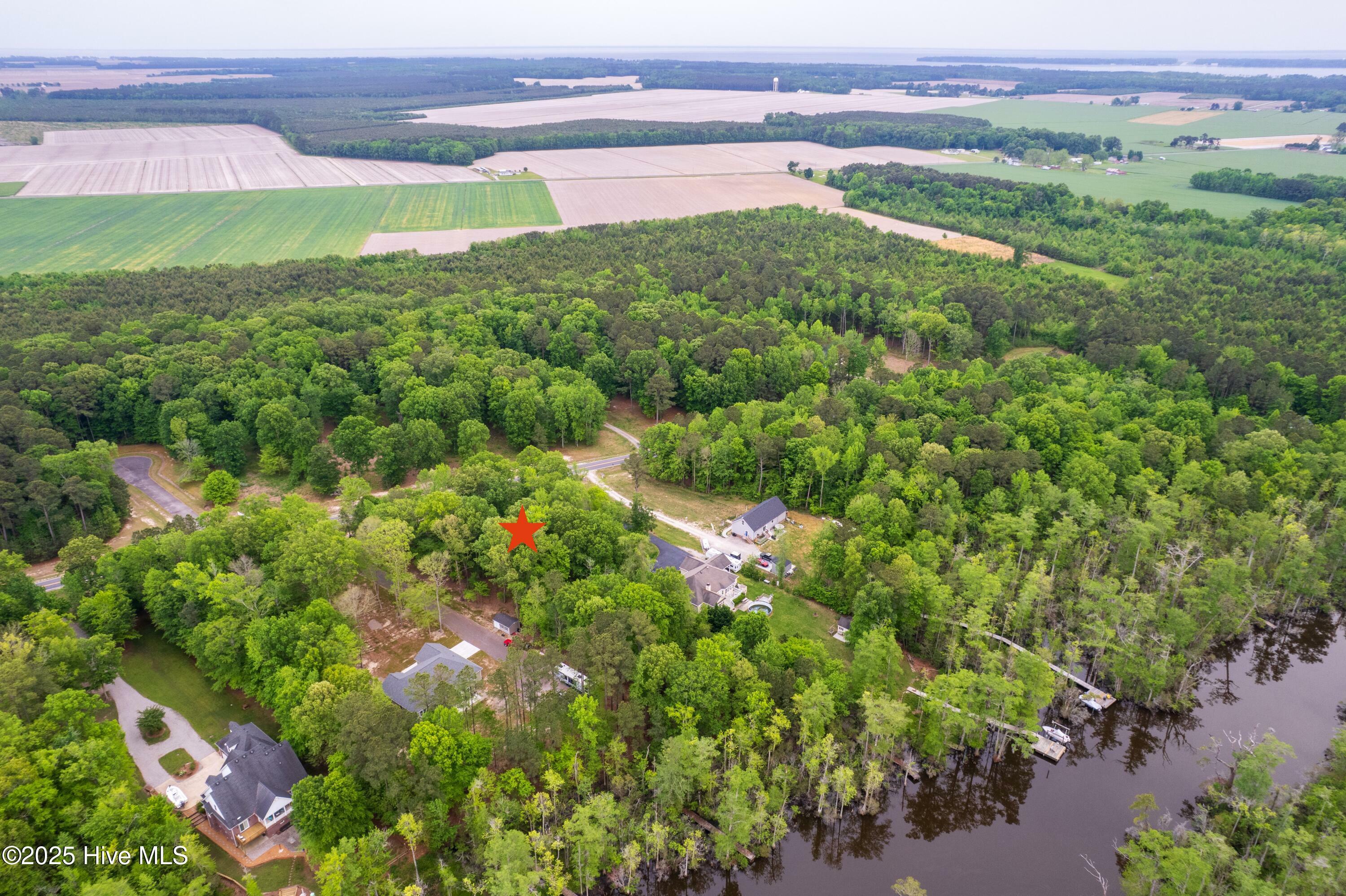 Property Photo: 346 See View Lane NC 27944