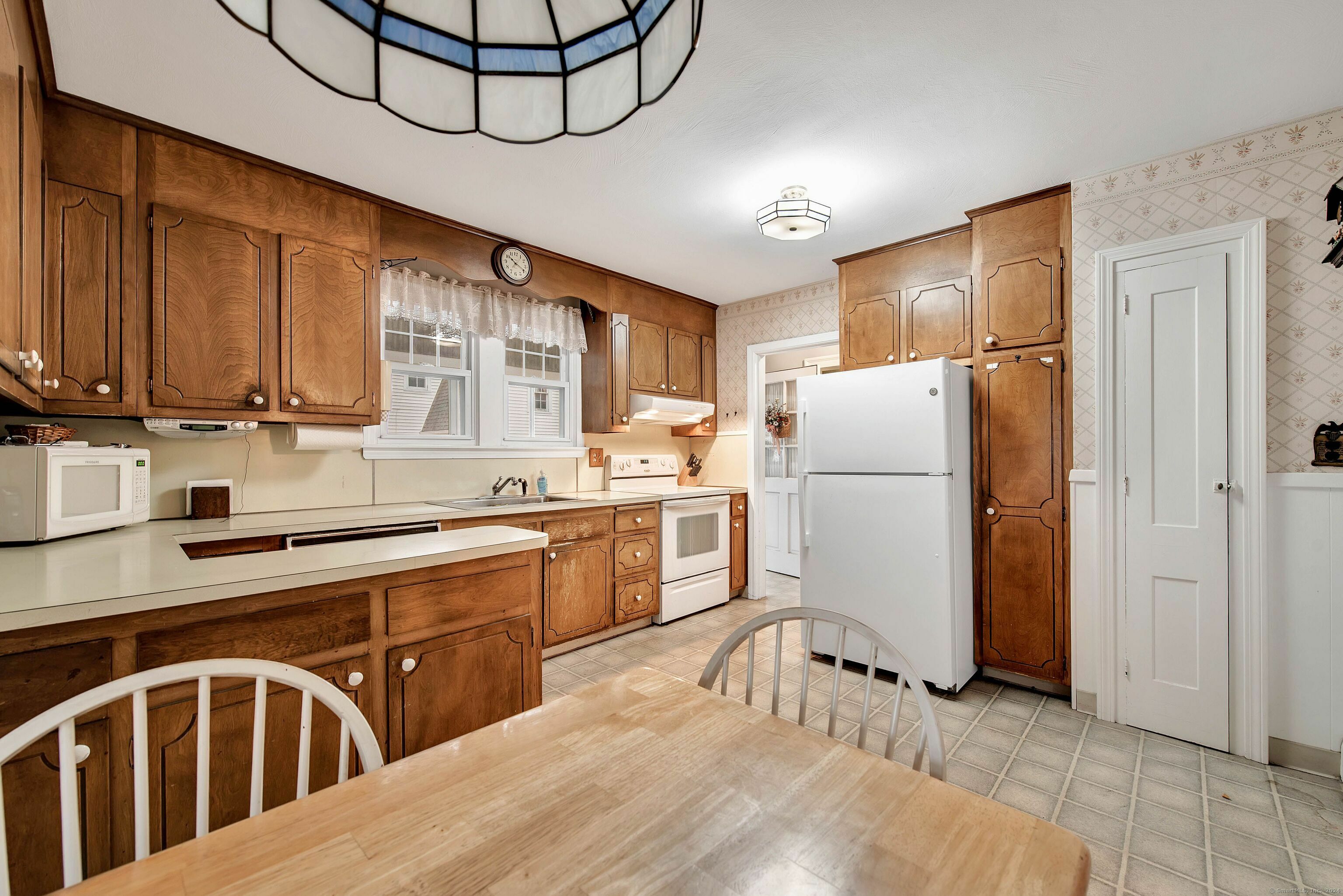 Property Photo:  38 Coolidge Street  CT 06052 