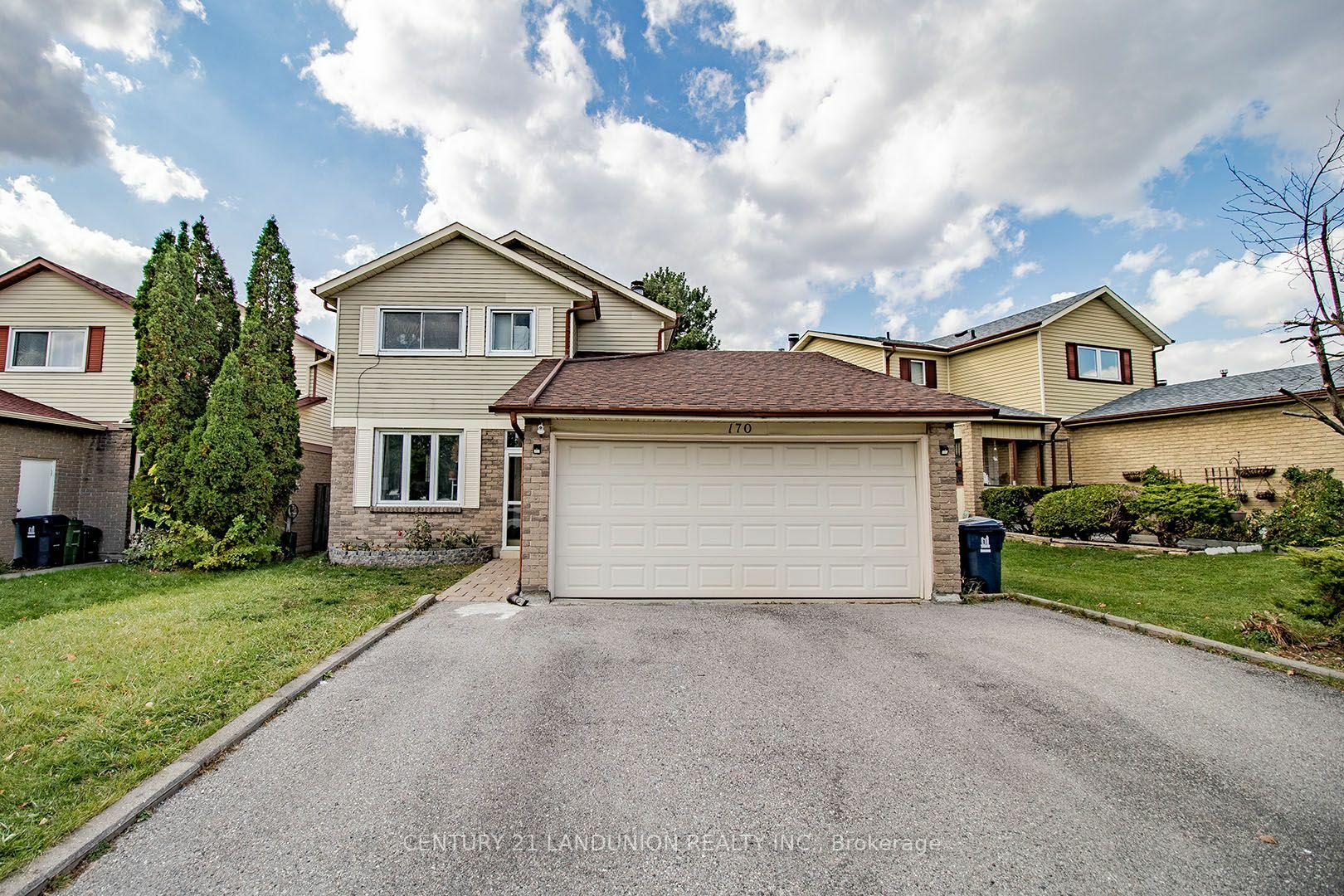 Property Photo:  170 Ingleton Blvd  ON M1V 1Z7 