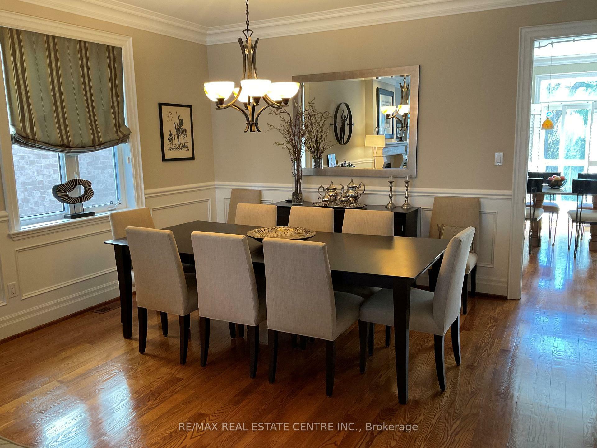 Property Photo: 539 Douglas Avenue ON M5M 1H7