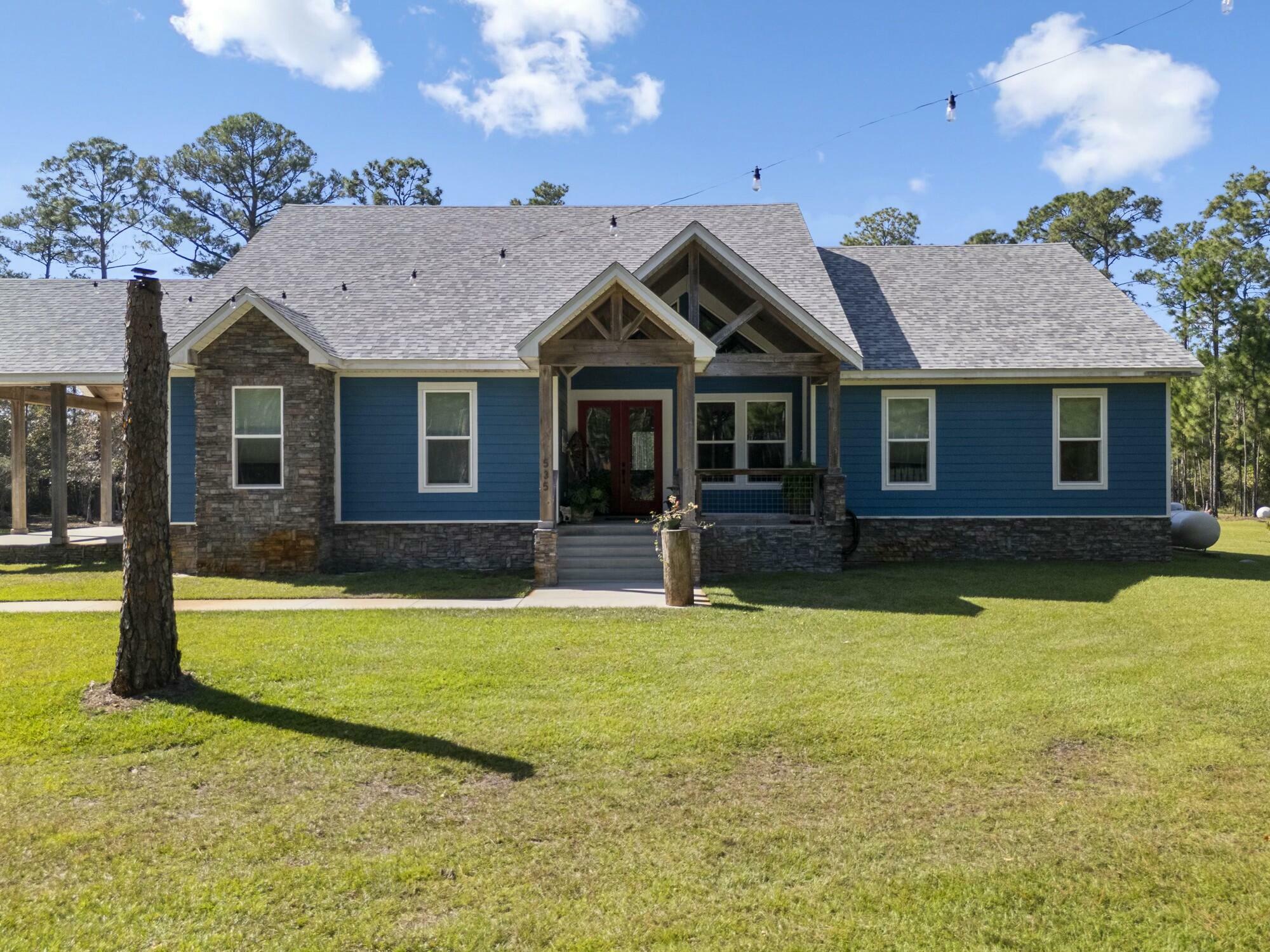 Property Photo:  535 N Church Street  FL 32459 