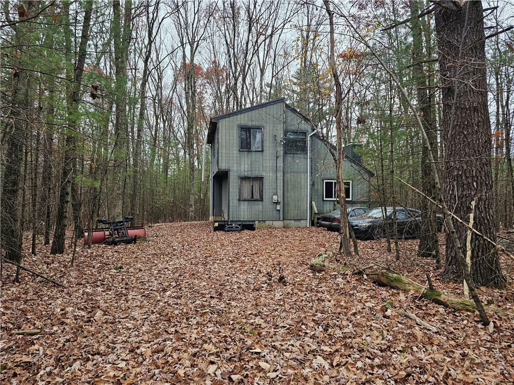 Property Photo:  205 Hyland Drive  PA 18301 