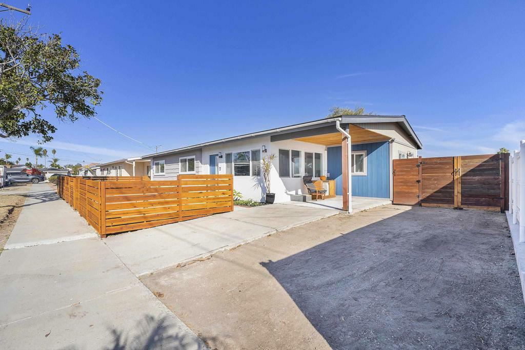 Property Photo:  2820 Louise Street  CA 92056 