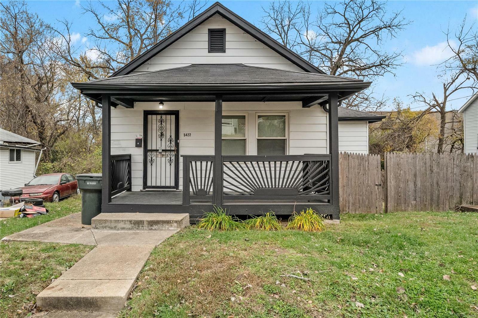 Property Photo:  5422 Vera Avenue  MO 63115 