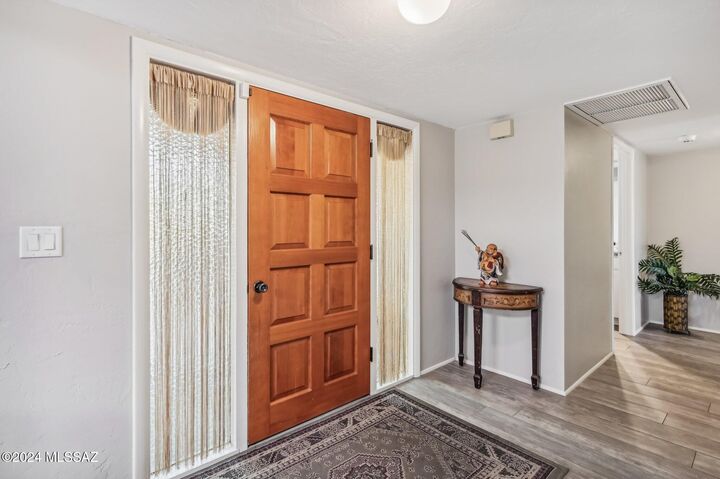 Property Photo:  611 S Los Opalos  AZ 85614 