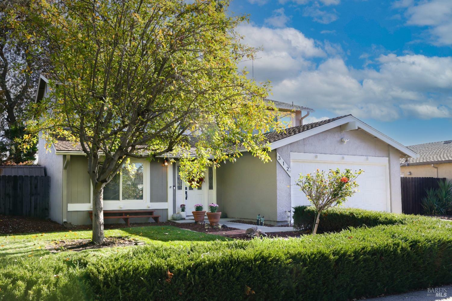 Property Photo:  312 Woodhaven Drive  CA 95687 