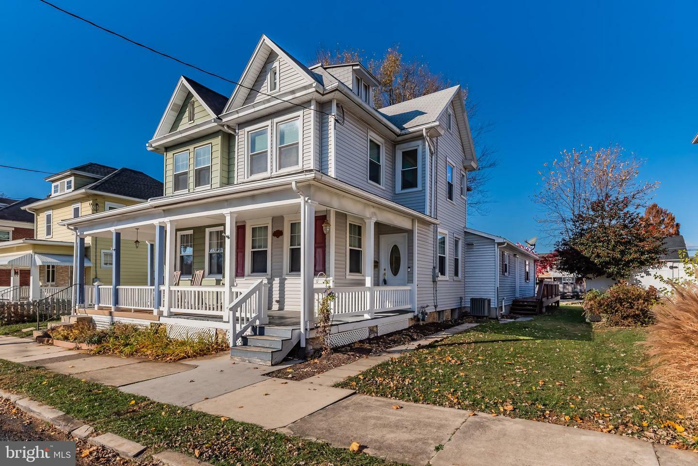 Property Photo:  109 E Keller Street  PA 17055 