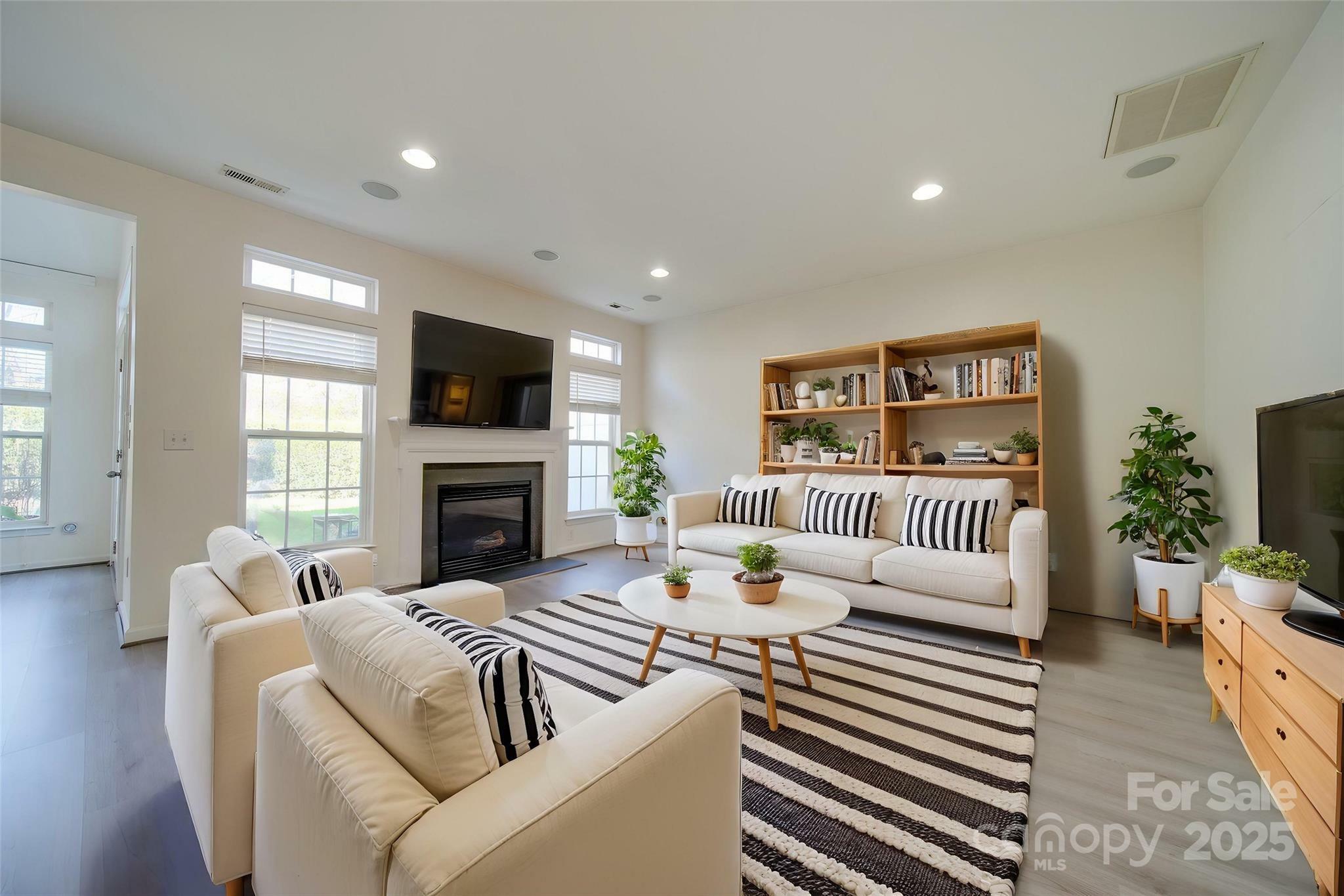 11628 Eastwind Drive  Charlotte NC 28273 photo