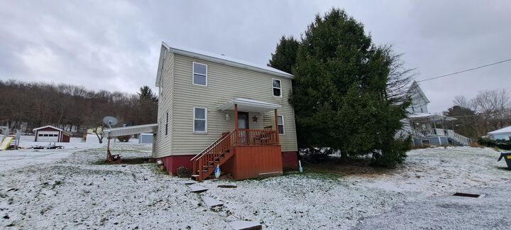 24 Upper Clinton St  Rossiter PA 15772 photo