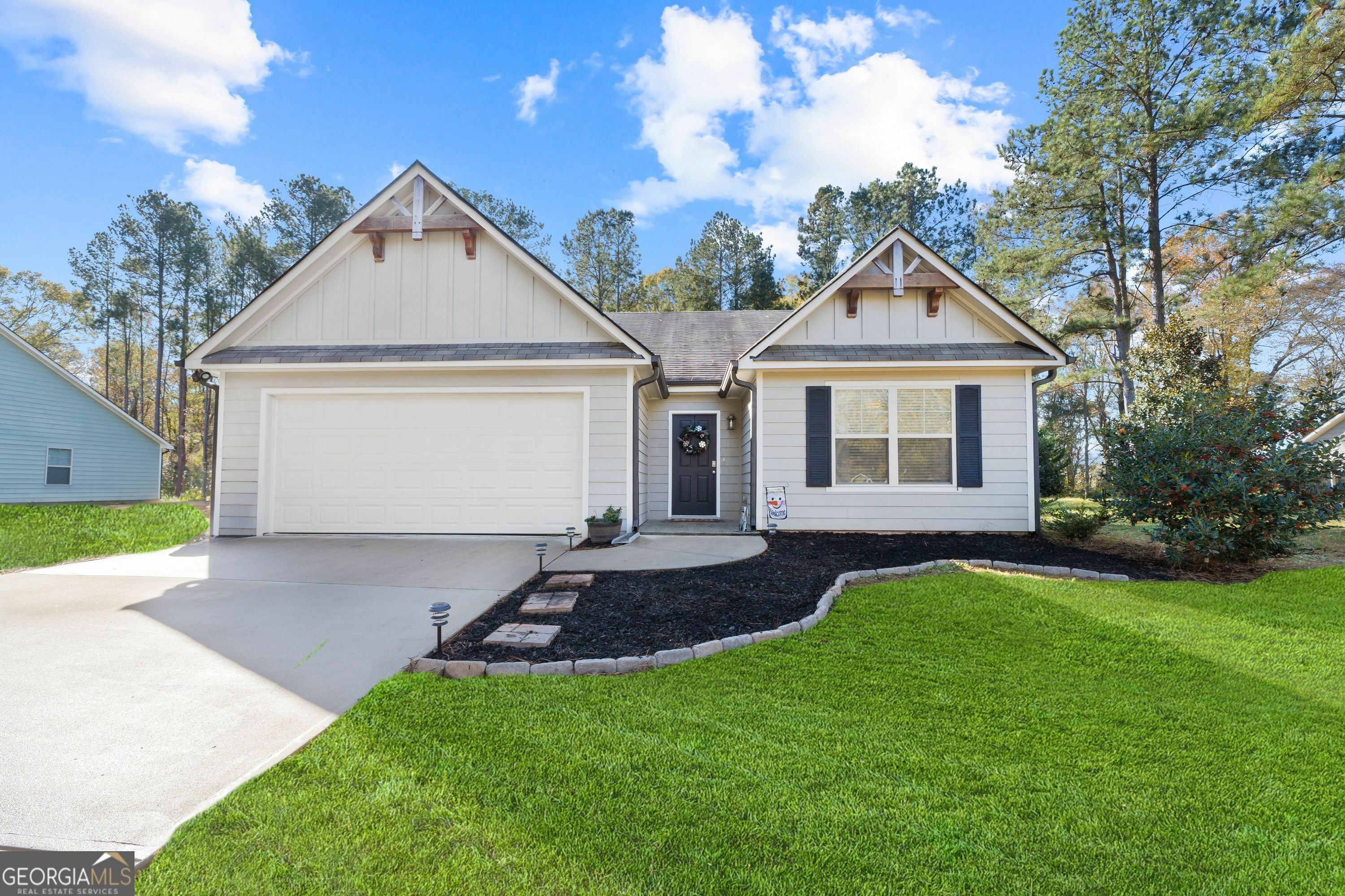 Property Photo:  1051 Oak Hill Lane  GA 30650 