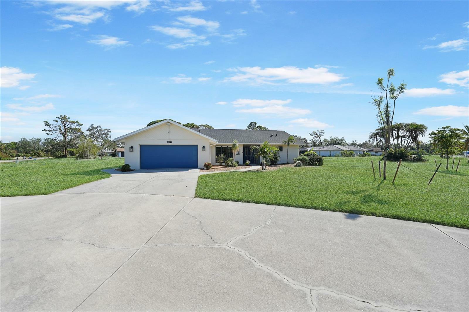 Property Photo:  1071 Owl Drive  FL 34223 