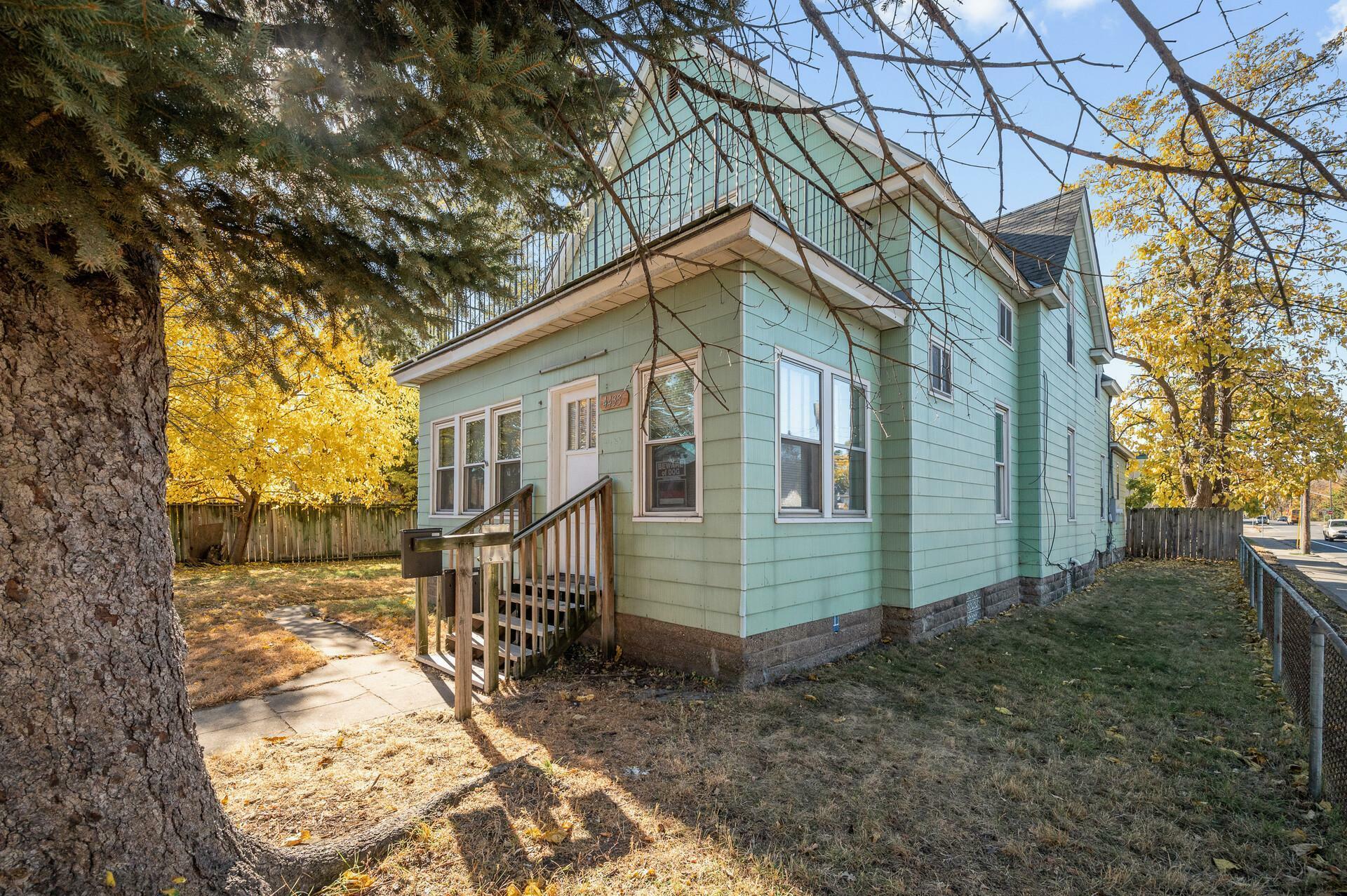 Property Photo:  4433 Aldrich Avenue N  MN 55412 