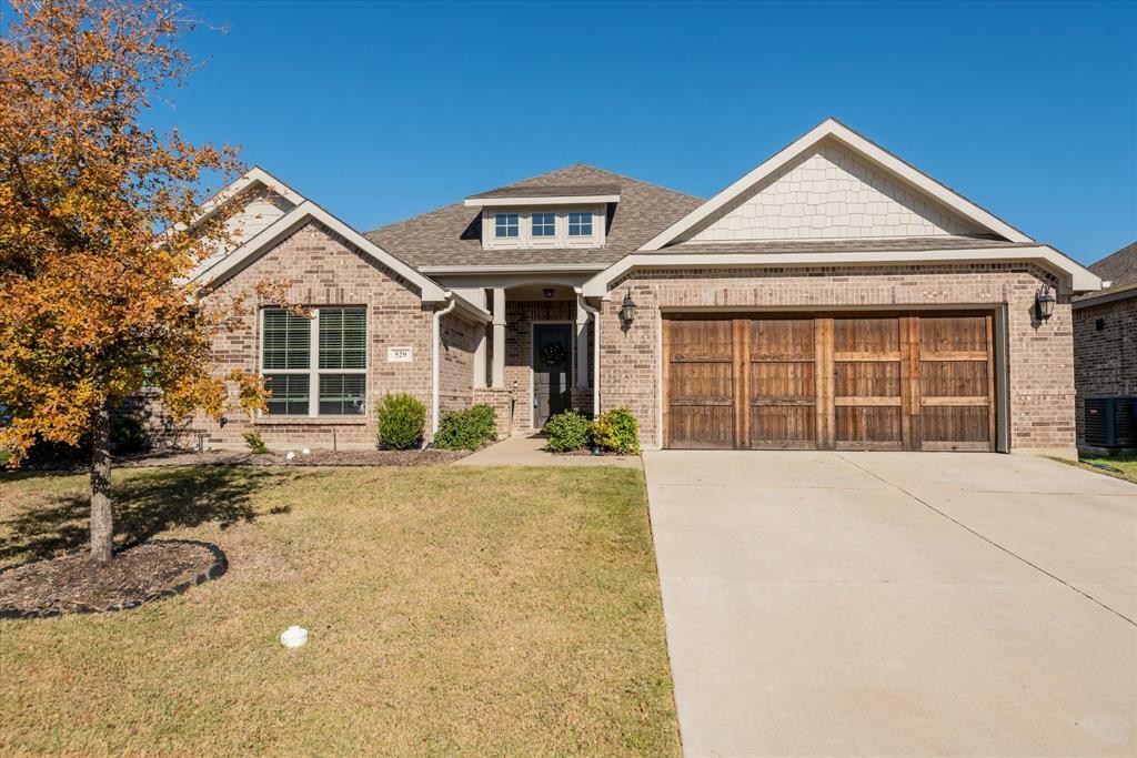 Property Photo:  529 Windrow Lane  TX 75165 