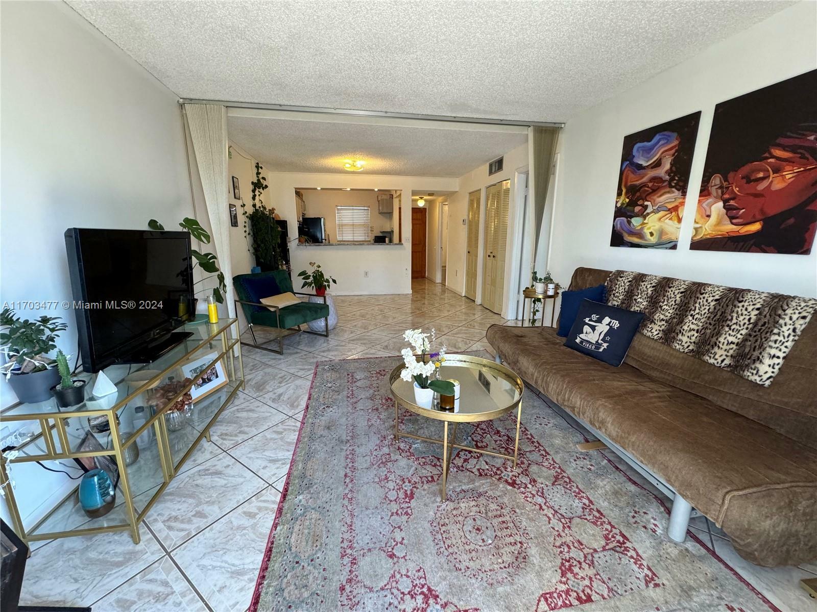 Property Photo:  701 Euclid Ave 203  FL 33139 