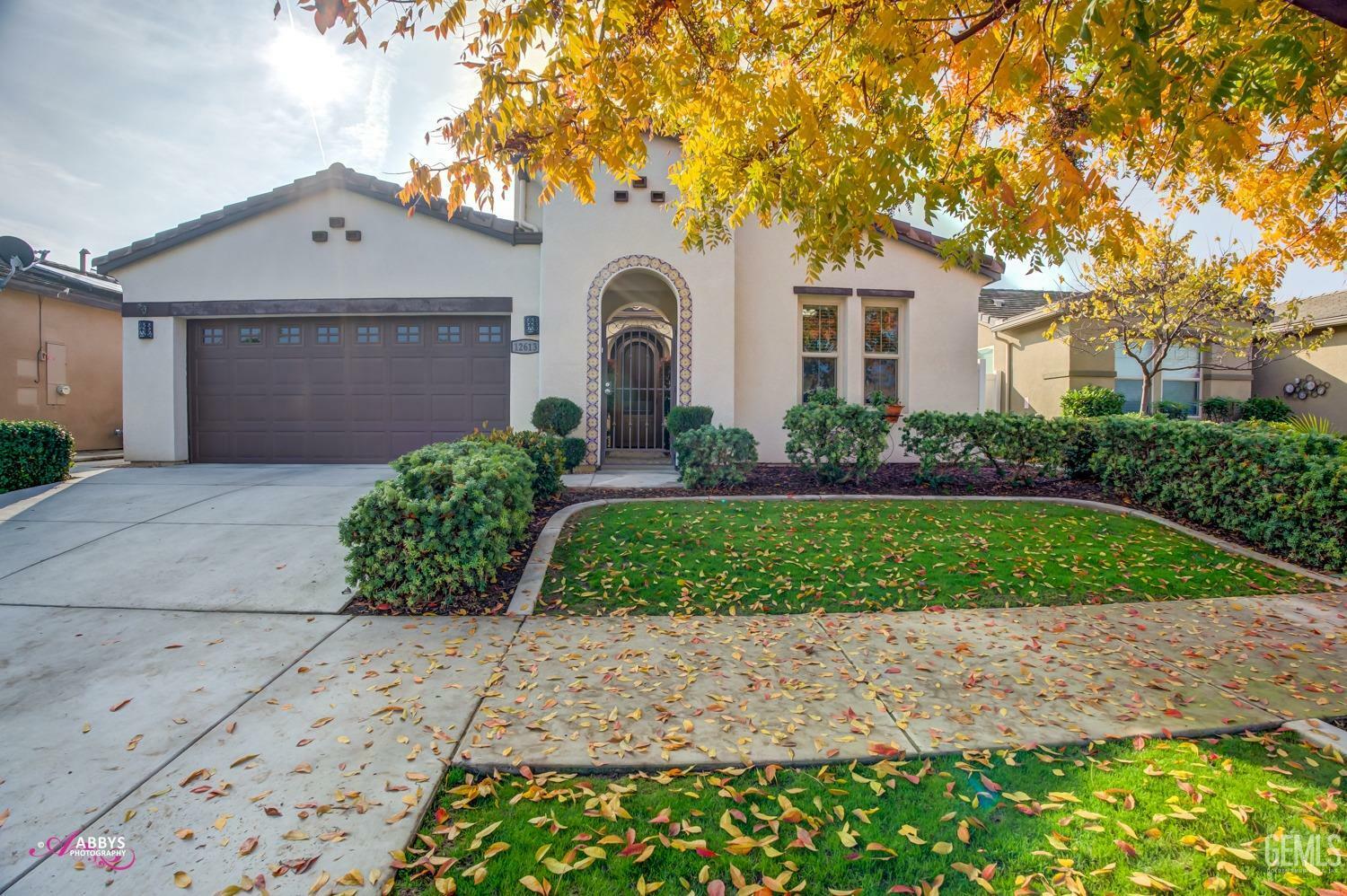 Property Photo:  12613 French Park Lane  CA 93312 