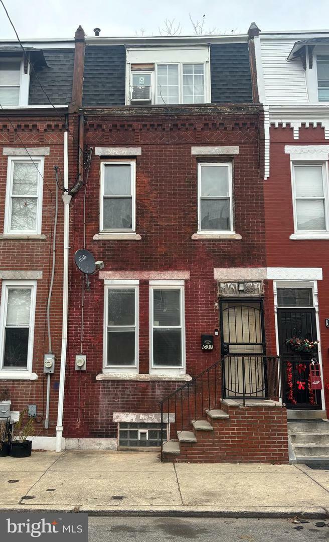 Property Photo:  631 N 35th Street  PA 19104 