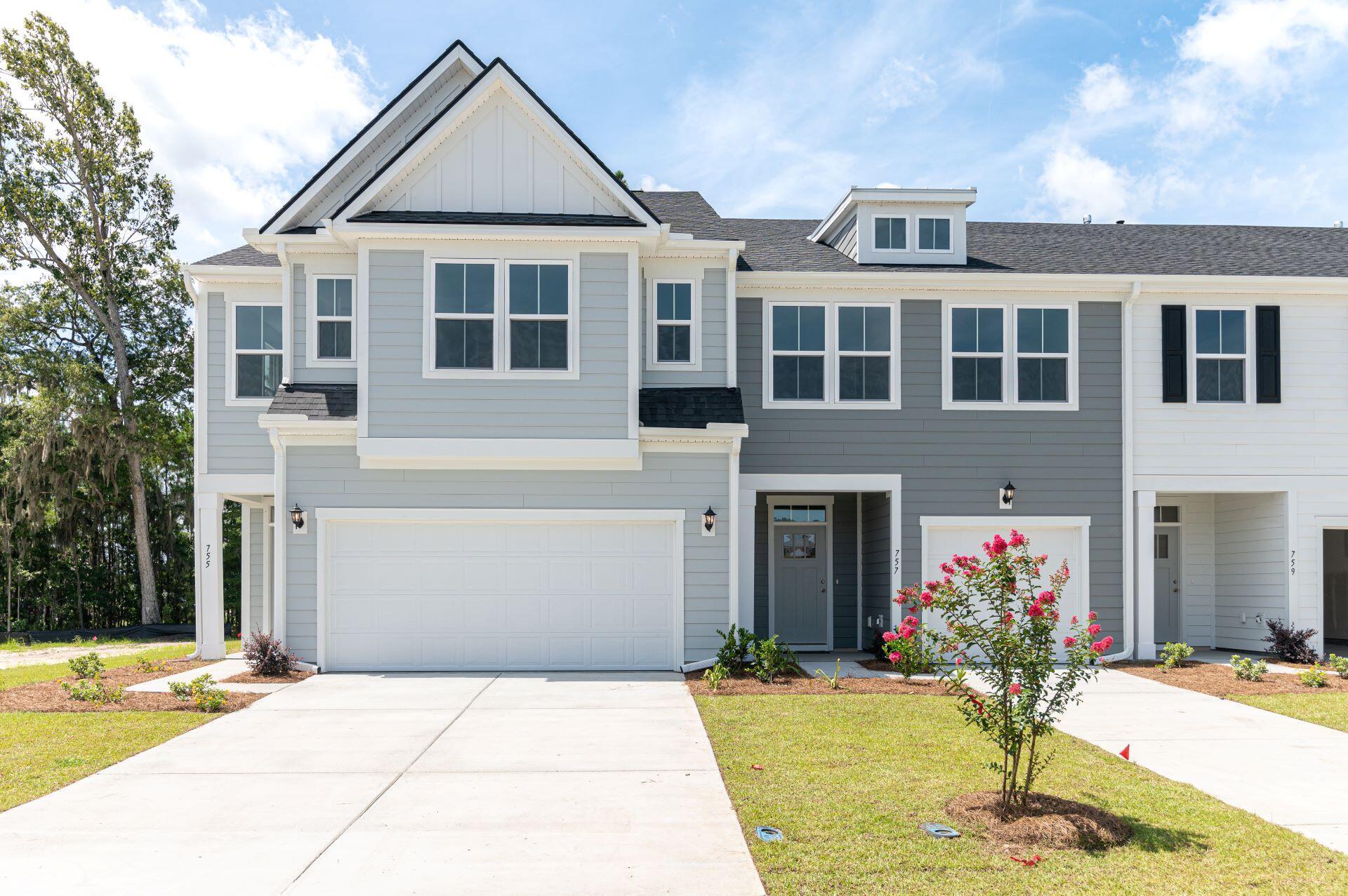 Property Photo: 573 Trotters Lane # 220 SC 29461