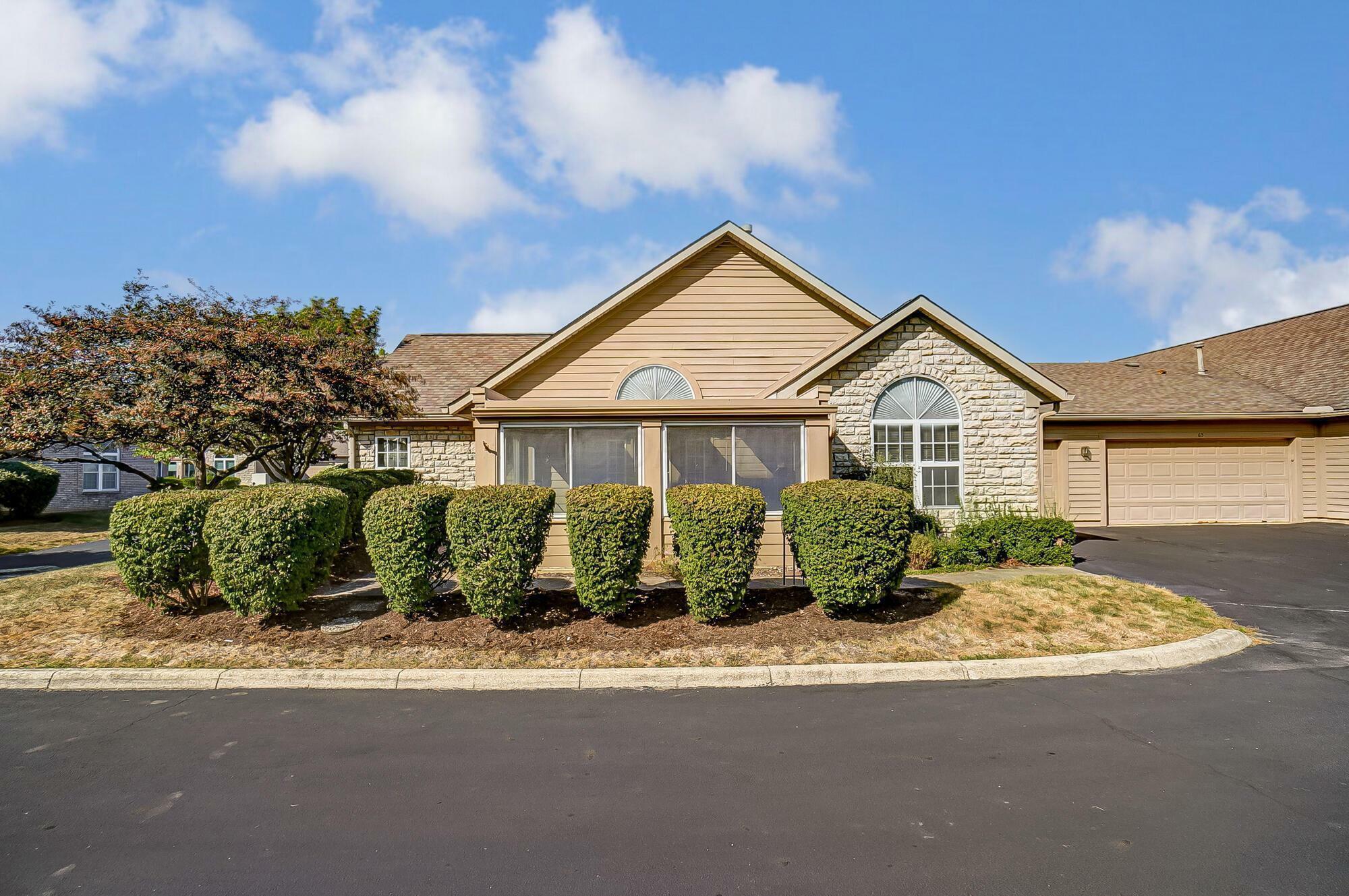 Property Photo: 49 Abbeycross Lane OH 43082