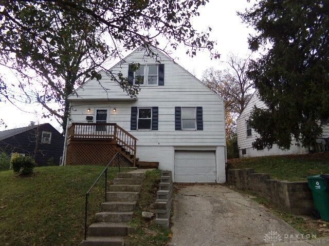 Property Photo:  1847 Ashbrook Drive  OH 45238 