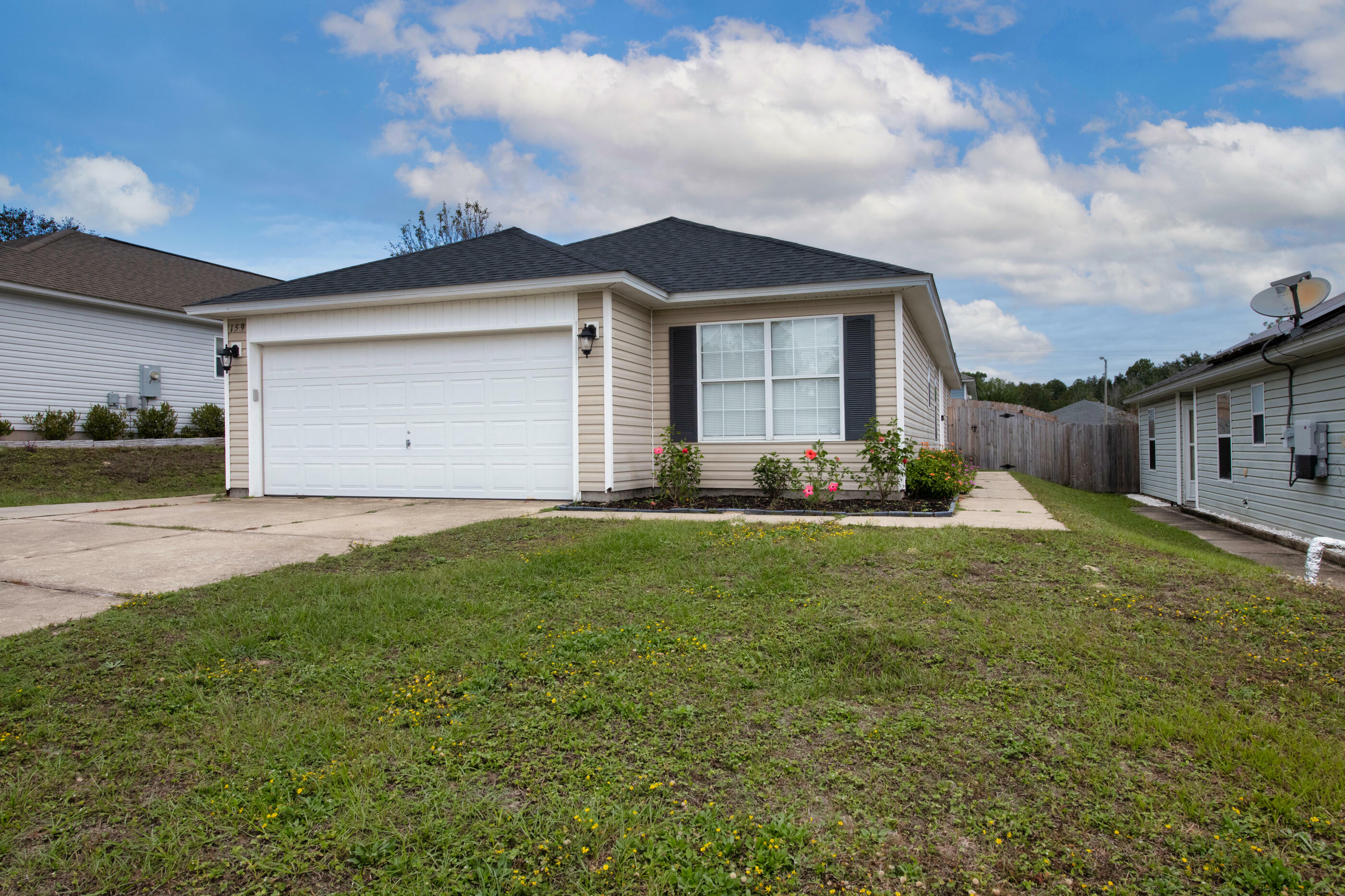 Property Photo:  159 Nivana Drive  FL 32536 