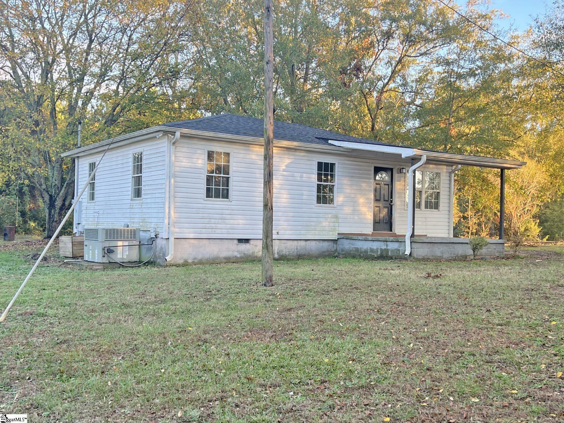 Property Photo:  236 Jenkins Bridge Road  SC 29644 