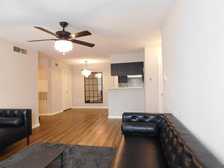 Property Photo:  10101 S Gessner Road 912  TX 77071 