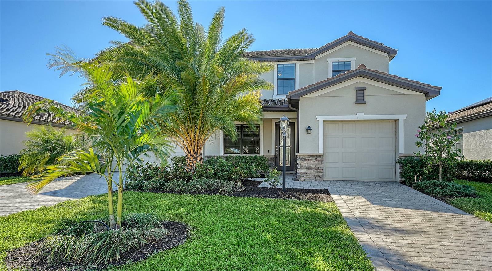 Property Photo: 17923 Polo Trail FL 34211
