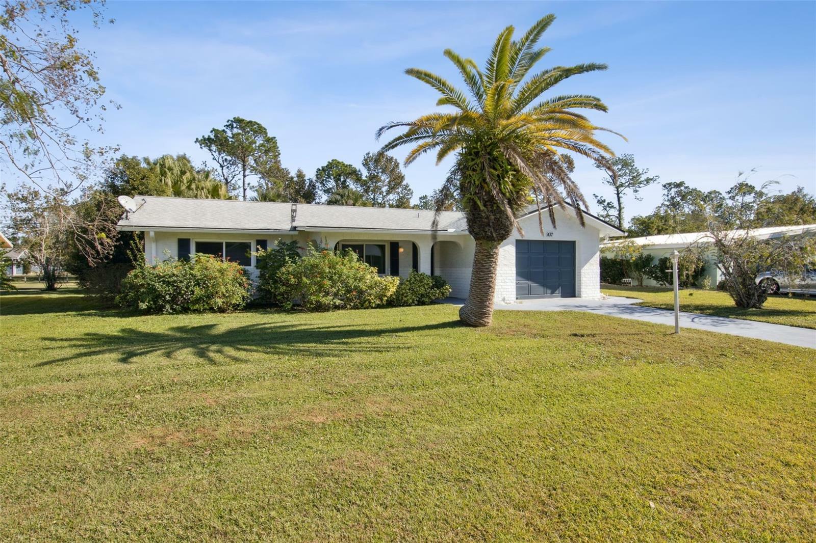 Property Photo: 1437 Colin Kelly Avenue FL 32124
