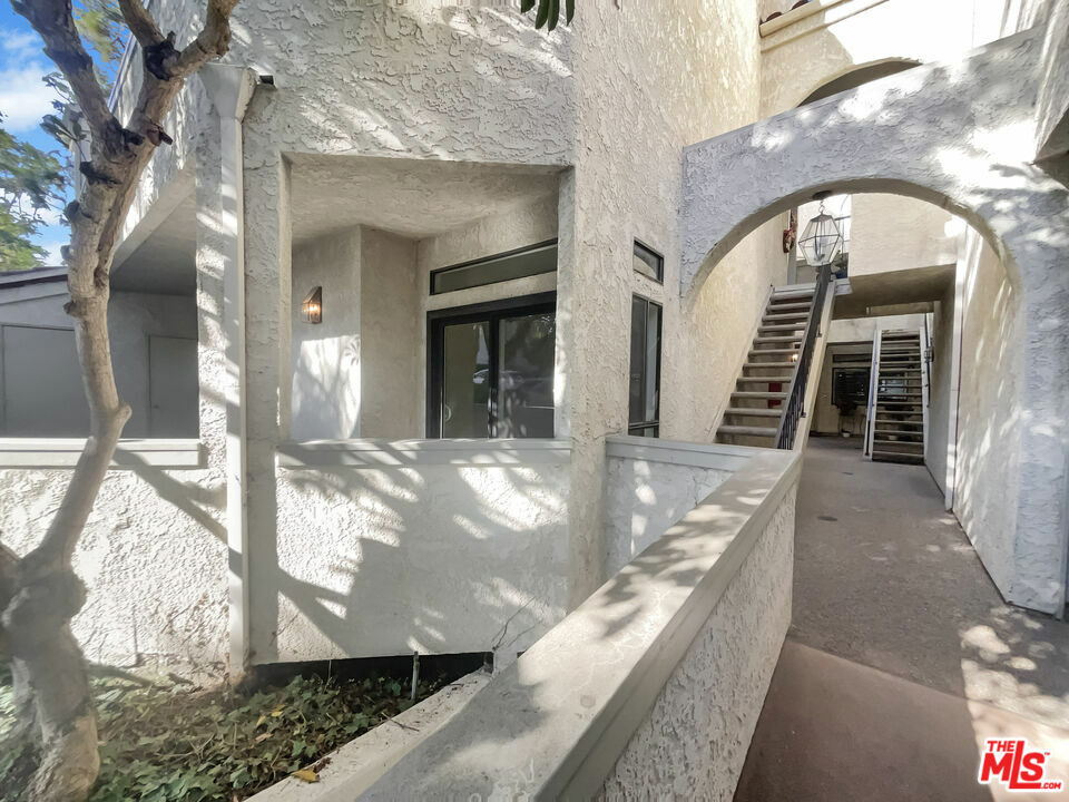 Property Photo:  5145 Tortuga Drive 101  CA 92649 