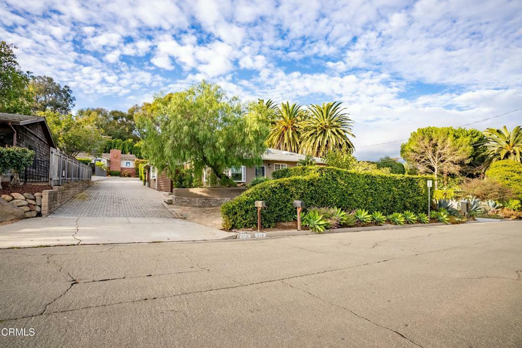 Property Photo:  814 Weldon Road  CA 93109 