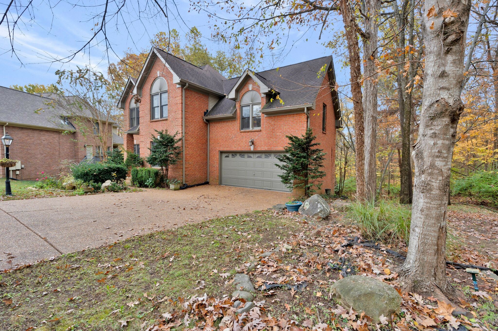 Property Photo:  3804 Lakeridge Run  TN 37214 