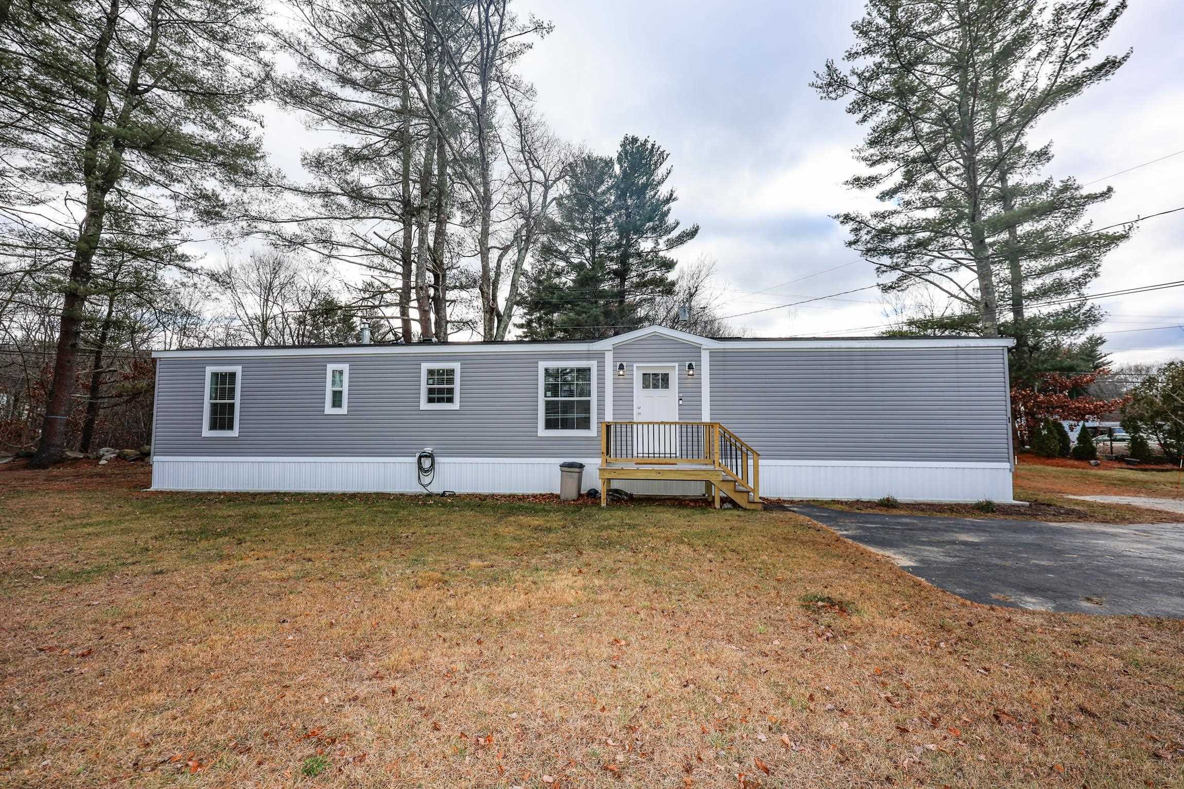 Property Photo: 1 Beech Terrace NH 03038