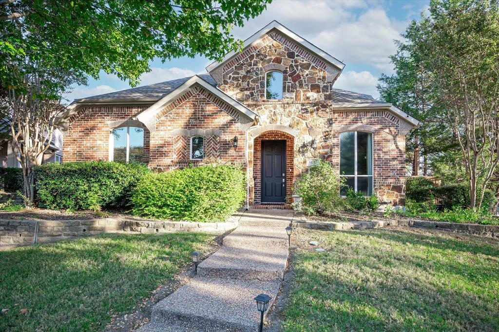 Property Photo:  6812 Valley Brook Drive  TX 75035 