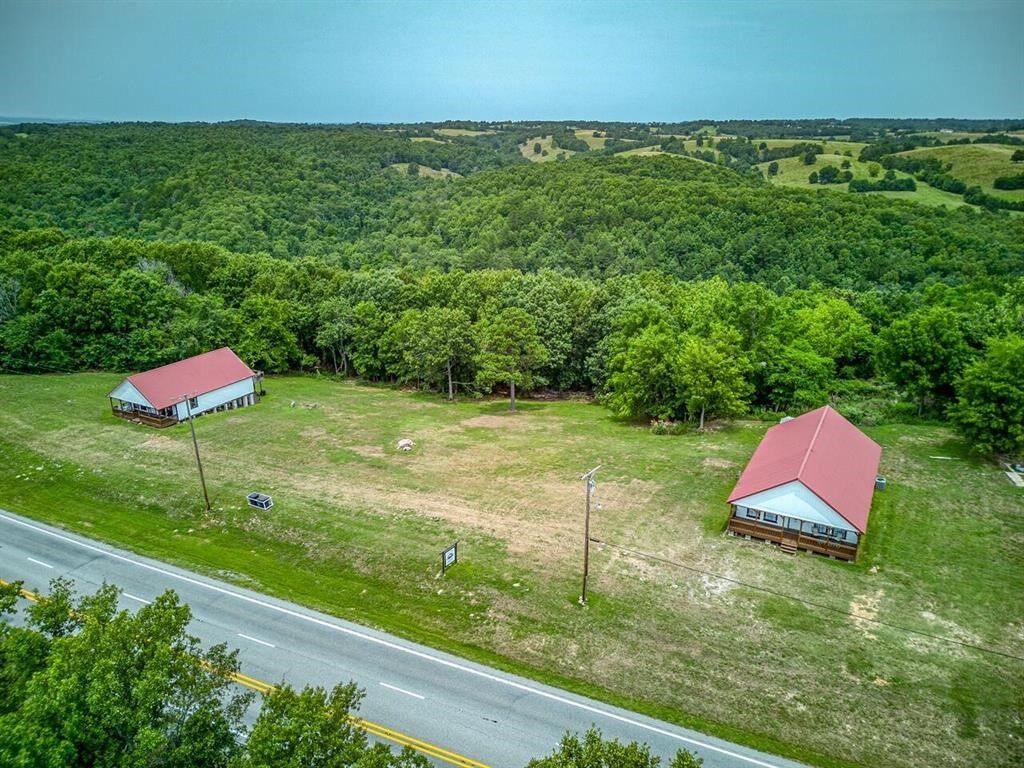 Property Photo:  18659 & 18607 N US-65  AR 72675 
